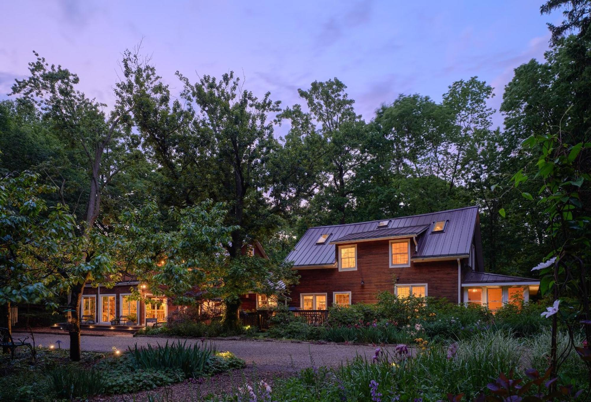 Goldberry Woods- A Modern Farm Resort Union Pier Exteriör bild