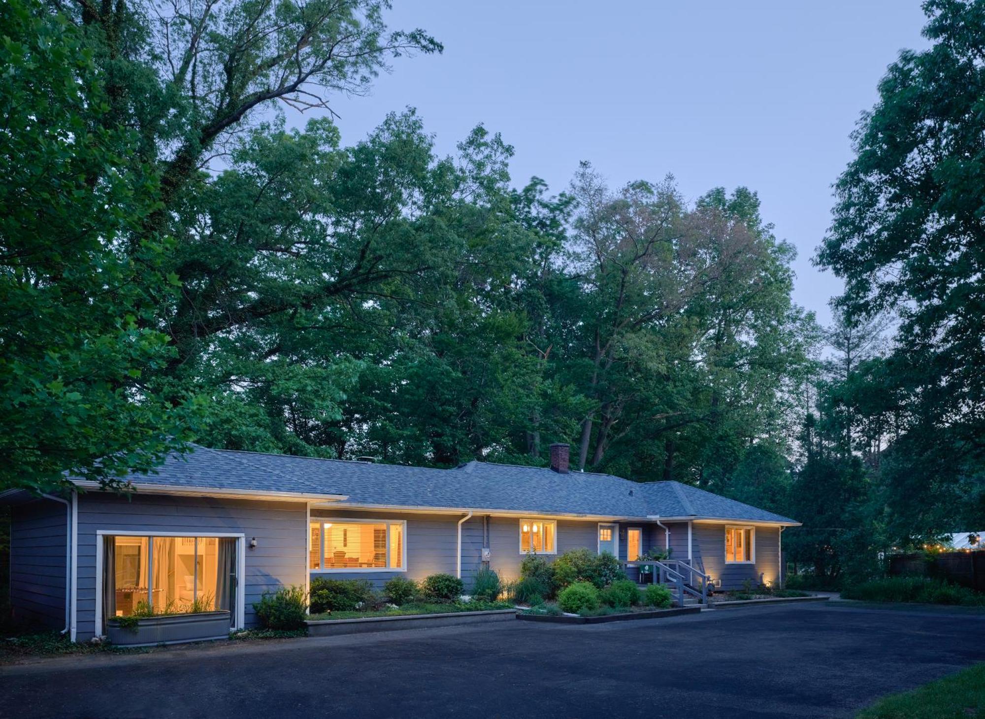 Goldberry Woods- A Modern Farm Resort Union Pier Exteriör bild